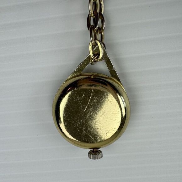 Vintage Endura Pendant Watch Gold Tone With Necklace UNTESTED - Picture 4 of 9